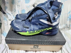 SALOMON SNOWCROSS2 28cmですが小さいです