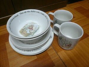 ☆WEDGWOOD Peter Rabbit TEA TIME　4点セット（カップ・ボウル・皿2種類）食器　×2セット　ヴィンテージ　英国製