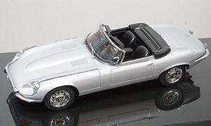 Ж AUTOart 1/43 JAGUAR E-Type Roadster 1971 V12 Sr.3 Silver Ж オートアート ジャガー Eタイプ シリーズ3 銀 Ж デイムラー Daimler XK