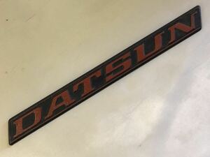 ダットサン エンブレム DATSUN 