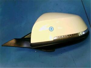 BMW 純正 BMW1 《 1A16 》 左サイドミラー P81600-24004374