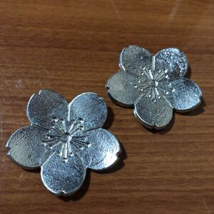 〈送料無料〉能作 箸置き 桜 さくら 花ばな 金属製 はしおき 箸置