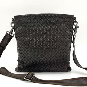 BOTTEGA VENETA ボッテガヴェネタ イントレチャート ショルダー バッグ g00686