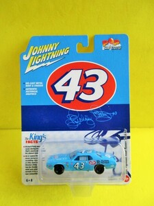 POP CULTURE RICHARD PETTY 1972 PLYMOUTH ROAD RUNNER STOCK CAR