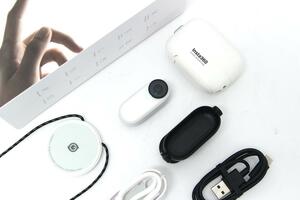 美品｜Insta360 Insta360 GO 2 32GB CA01-M1589-2F3 ポケットサイズ 360度動画 タッチスクリーン 内蔵マイク