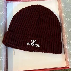 ラスト一点　新品 Valentino ヴァレンティノ 刺ロゴ バージン　ウール ニット帽　ビーニー Beanie ニット帽 BLACK タグ付き　ワインレッド