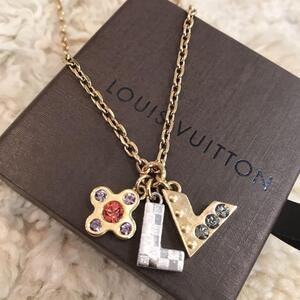 ☆美品☆LOUIS VUITTON　パンダンティフ　ラブレターズ　ネックレス