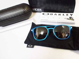 1度使用 oakley latch alpha オークリー ラッチ アルファ カーボン柄ケース付き 