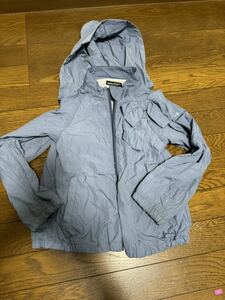 BeBeフード付きジャケット１３０サイズ双子①