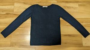 AZUL BY MOUSSY アズールバイマウジー Vネック 長袖 セーター 薄手 ネイビー Sサイズ