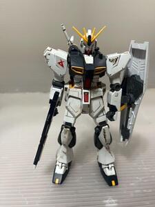 ガンプラ 機動戦士ガンダム 逆襲のシャア HGUC 1/144 RX-93 νガンダム ウェザリング塗装 改修・改造 完成品 現状受け渡し品