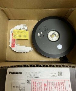 Panasonic LED非常用照明器具 NNFB90645C 昼白色 天井埋込型 ブラック 黒色 LED非常灯 天井照明 パナソニック