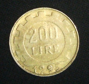 イタリア硬貨 200リラ 1995年