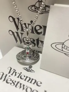 viviennewestwood タイニーオーブネックレス