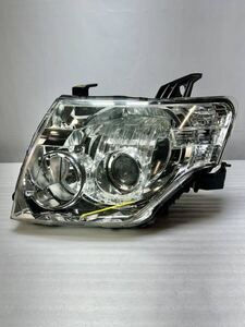 S-2938 パジェロ 左 ヘッドライト HID V93W 後期 KOITO 100-67016 打刻:14 三菱 純正 3.28陰