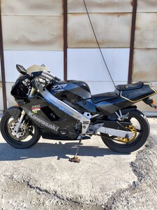 KAWASAKI ZX250A 現状車 バッテリー無し/エンジンOK/ウィンカー＆ライト点灯OK/ブレーキOK/セルフスターター