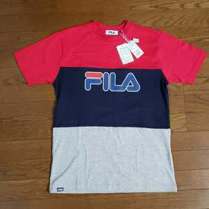 新品タグ付き！FILA　フィラ　プリント半袖Tシャツ！ユニセックスMサイズ　6490円の品！