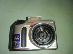 O-C720-2 デジタルカメラ 　Camidia　C-720 Ultra Zoom(故障品)