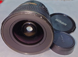 Nikon AI AF-S Zoom-Nikkor 17-35mm f/2.8D IF-ED 中古