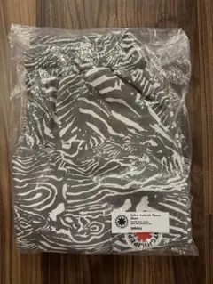 レッドホットチリペッパーズ Zebra Asterisk Fleece ショーツ