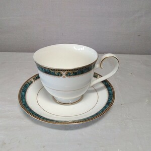 Noritake　ノリタケ　BONE CHINA 　カップ ソーサー　1客