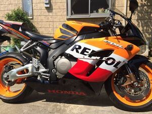 CBR1000RR 逆車 SC57 レプソル Repsol 53992km 2オーナー 10年間ガレージ保管 その他レプソルパーツ有り 純正パーツ有り　マフラー以外純正