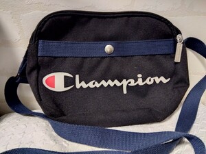 チャンピオン Champion☆黒　美品　ショルダーバッグ☆Y1930