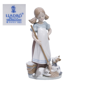 リヤドロ（lladro）「いたずらな子猫」 　フィギュリン　t-1670