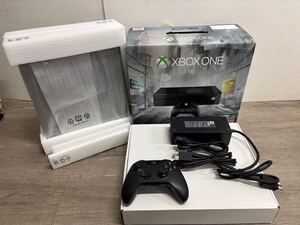 ☆ Xboxone ☆ Microsoft Xbox One 1TB 動作品 本体 コントローラー アダプター 箱 付属 マイクロソフト エックスボックス ワン 3007