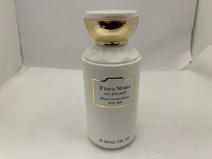 ☆ 1000円スタート☆ フローラノーティス ジルスチュアート フローラルグリーン ボディミルク 200ml　総重量　約235g　◆20609