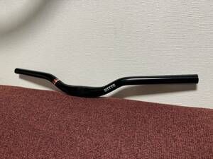 ライザーバー NITTO b809 wide riser bar black 585mmカット　31.8mm ハンドルバー 