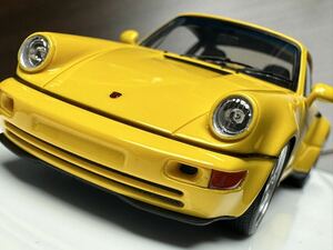 Porsche 911 （964） Carrera RS 3.8 1993 スピードイエロー （1/43スケール VISION（ヴィジョン） VM156B）