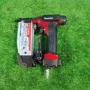 【中古品】★マキタ(makita) 高圧ピンネイラ AF501HP　【岩槻店】