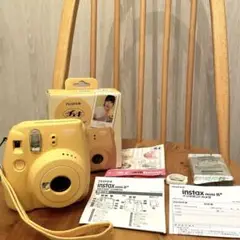 FUJIFILM instax mini 8+ Honey イエロー