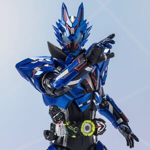 新品未開封　S.H.Figuarts 仮面ライダーバルカン ローンウルフ