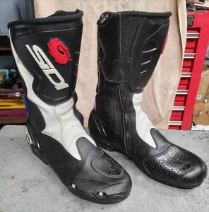 SIDI　オンロードブーツ中古　26.5センチ