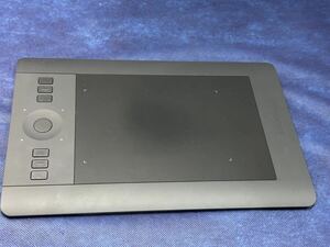 Wacom ワコム Intuos Pro Small ペンタブレット PTH-451/K 本体のみ 簡易動作確認済み