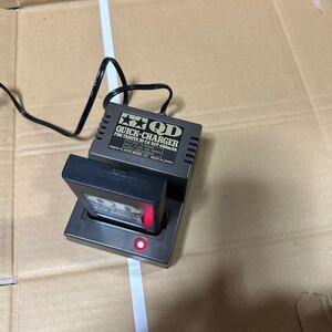 あ-7338）タミヤ　QUICK CHARGERバッテリー1個　中古現状品