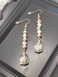 ★ハンドメイド ピアス　B０６６　※金具は変更出来ません。こちらのピアスフックのみです※　ミルフィオリ　ランプワーク　ガラス★