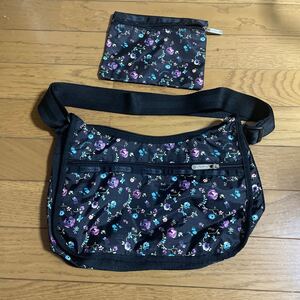 レスポートサック ショルダー バッグ + ポーチ 花柄 ブラック LeSportsac ナイロン 軽量 レスポ