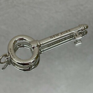 【Ｋ】ティファニー 925 アクセサリー シルバーカラー シルバー キー Key ネックレストップ Tiffany【5307】