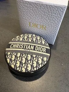 【限定】CHRISTIAN DIOR クッションファンデーションケース