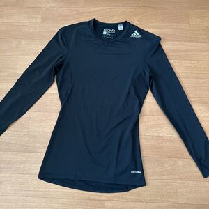 adidas ★アディダス　コンプレッションシャツ TECHFIT ティックフィット　M