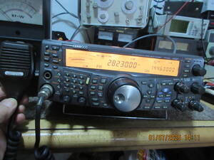 KENWOOD HF/50/144/430 オールモード　TS-2000S　１００W　ハンドマイク付　取り扱い説明書つき