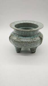 中国 古物 香炉 時代物 磁器 置物 三足 宋時代 龍泉 焼き物 古磁 中国古美術