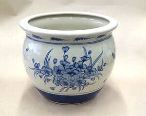 ★☆ 磁器製 　火鉢　 鉢入れ　 花図 高さ17㎝ 　園芸 　灰道具 茶道具　置物　 オブジェ　 インテリア 【水漏れ無】 ☆★