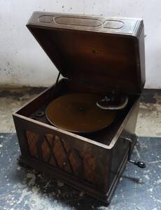 レトロコレクション　当時物 ＊Victor 日本ビクター蓄音機株式會社 ＊Victrola ビクトローラ 　蓄音機　レコードプレーヤー　＊MODEL J1-71