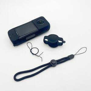 Insta360 X3用 シリコン 保護ケース ストラップ付 アクションカメラアクセサリー 保護ケース カメラレンズ保護カバー付き ブラック