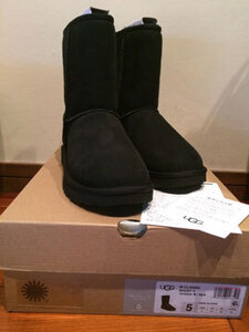 ↓新品★UGG Australiaアグ オーストラリア★国内正規品CLASSIC SHORT Ⅱ クラシックショート2 ムートンブーツ 稀少US5 ブラック 撥水 