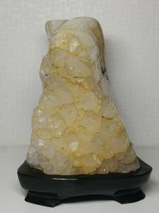 【 水晶 】2.8kg クォーツ 水晶 原石 鑑賞石 自然石 天然石 誕生石 水石 鉱物 鉱石 インテリア 置物 